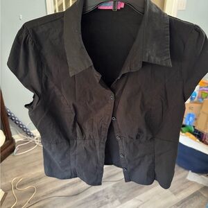 Edikted Black Short Sleeve Button-Down Top